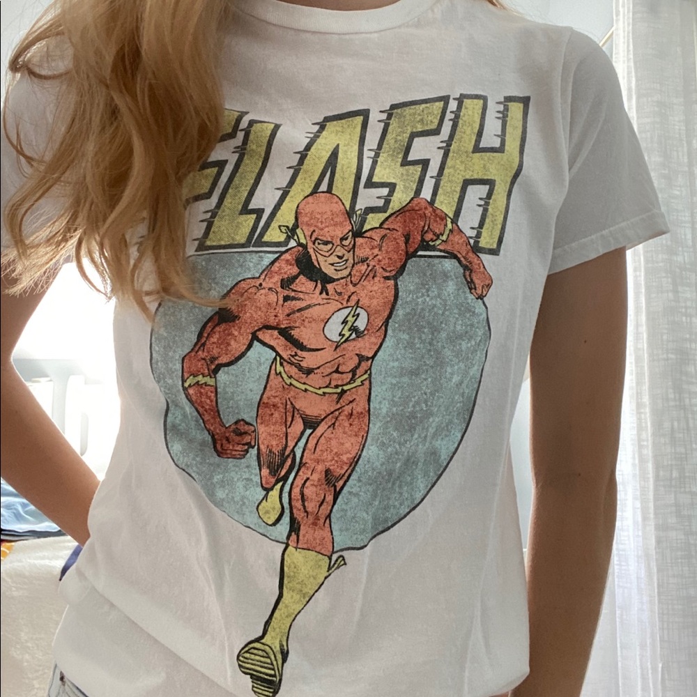 The Flash graphic tee
